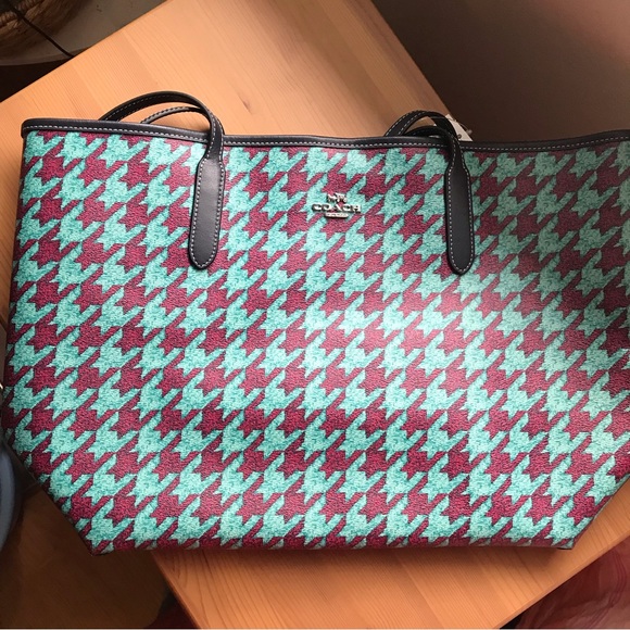 🥰 Coach City Tote With Houndstooth Print - Picture 7 of 10